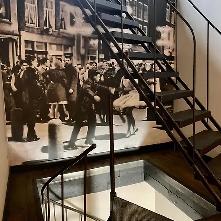 St Antonis Амстердам