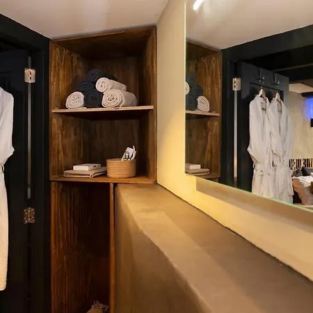 St Antonis Апартаменты *