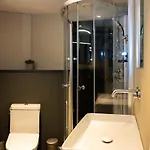 Apartment St Antonis Amsterdam