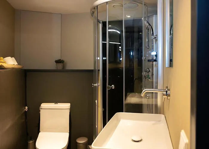 Apartment St Antonis Amsterdam